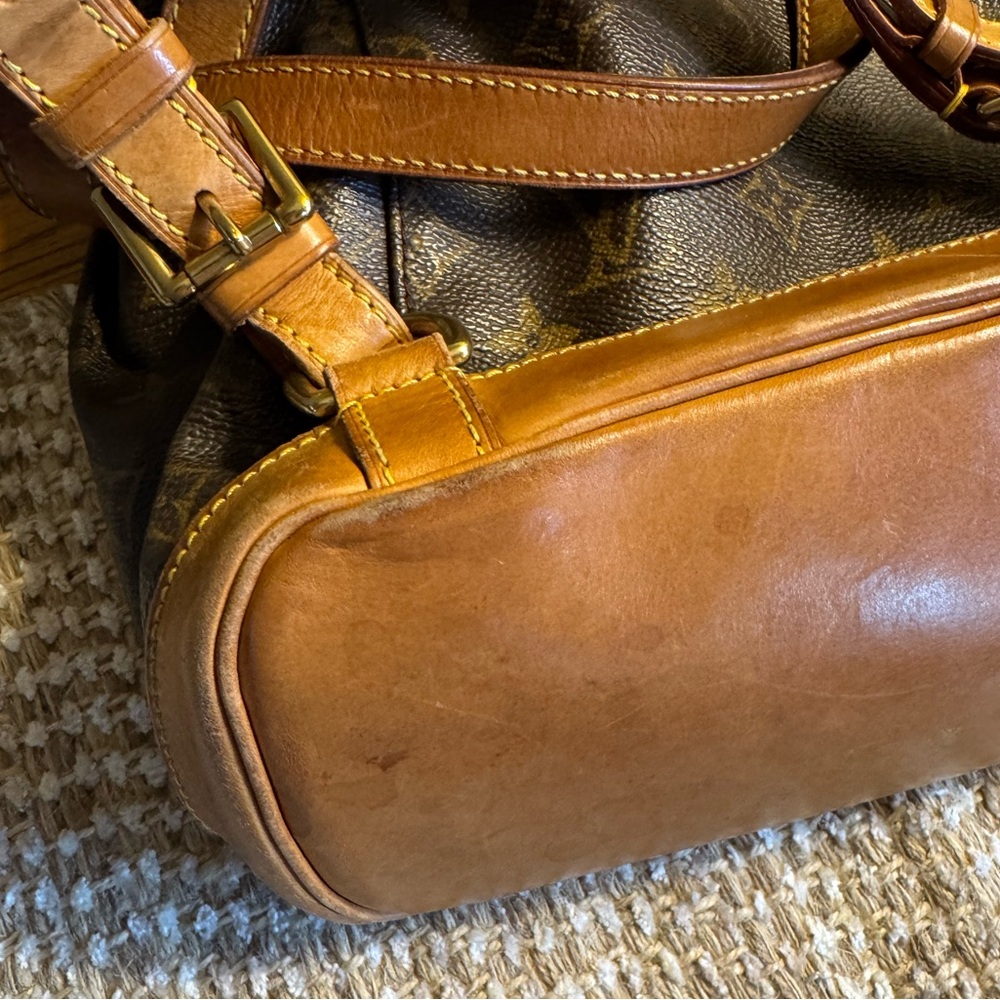 AUTHENTIC Louis Vuitton Monogram Backpack - Picture 5 of 12